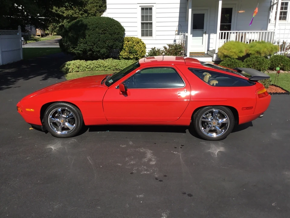 1988 Porsche 928 S4 - Image 5 of 24