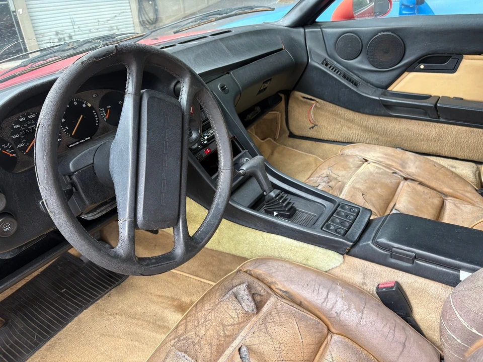 1988 Porsche 928 S4 - Image 6 of 29
