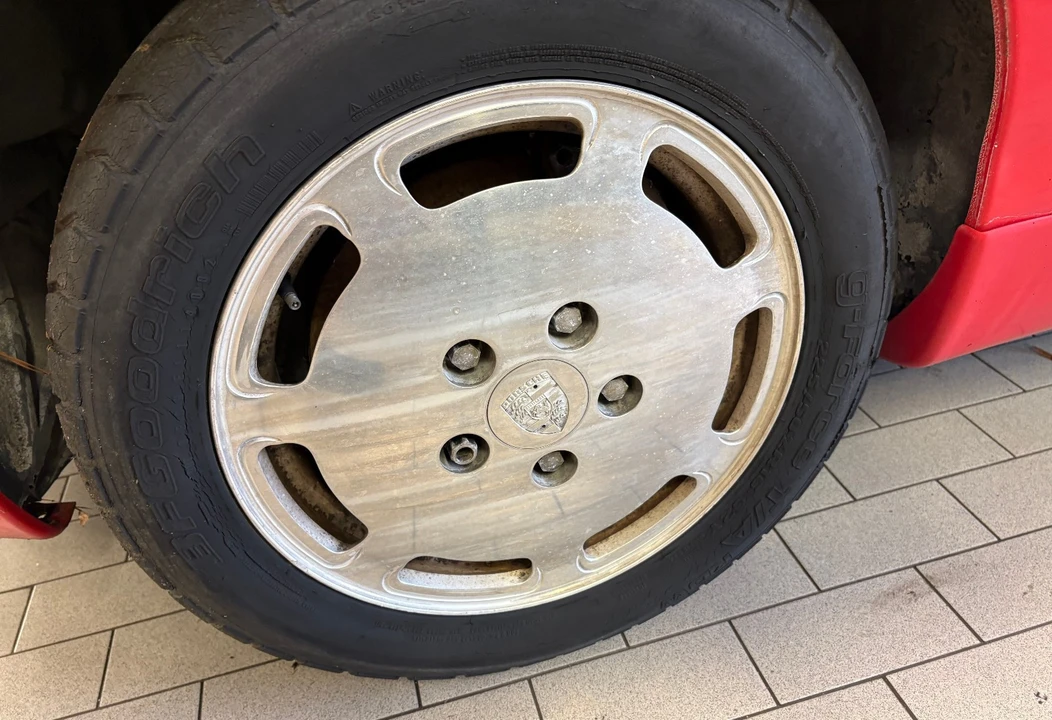 1988 Porsche 928 S4 - Image 28 of 29
