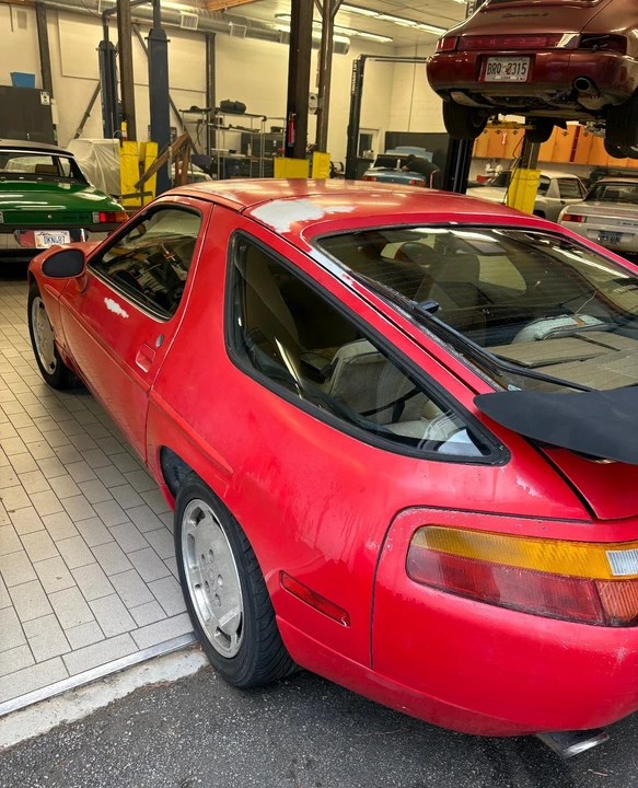1988 Porsche 928 S4 - Image 26 of 29