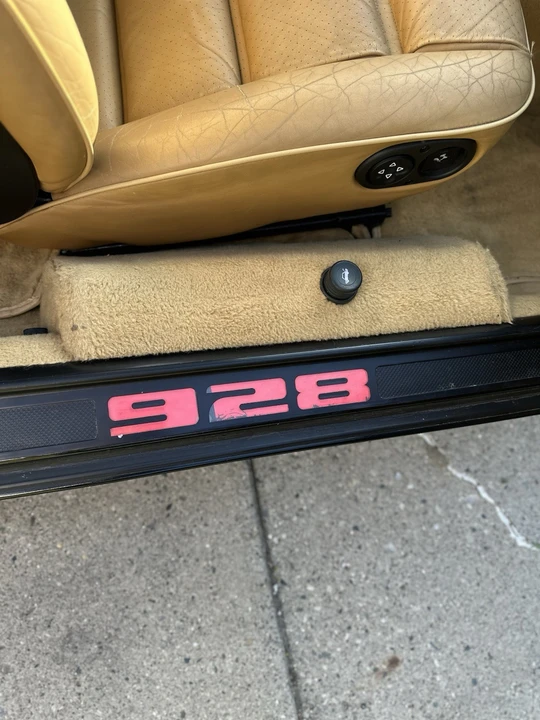 1988 Porsche 928 S4 - Image 24 of 31