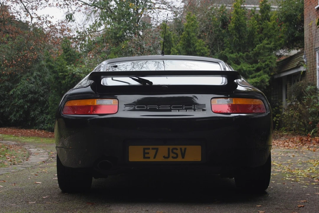 1988 Porsche 928 S4 - Image 27 of 30