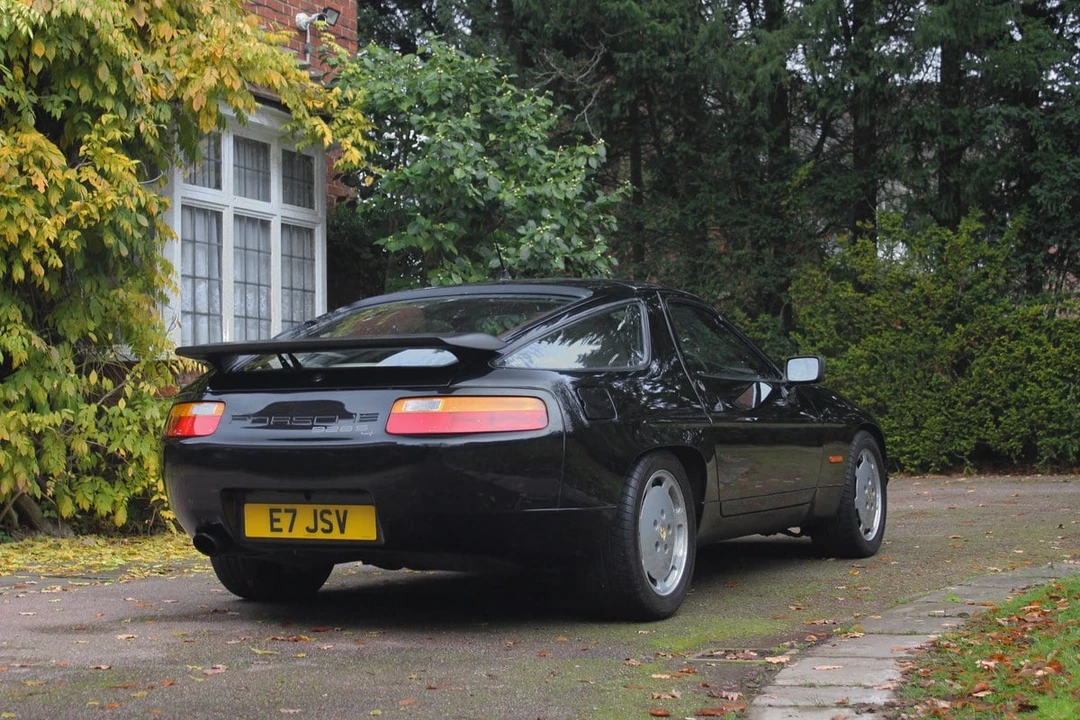 1988 Porsche 928 S4 - Image 23 of 30