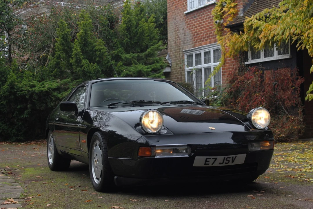 1988 Porsche 928 S4 - Image 2 of 30