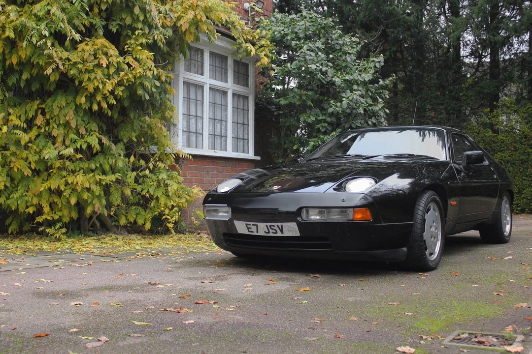 1988 Porsche 928 S4 - Image 24 of 30