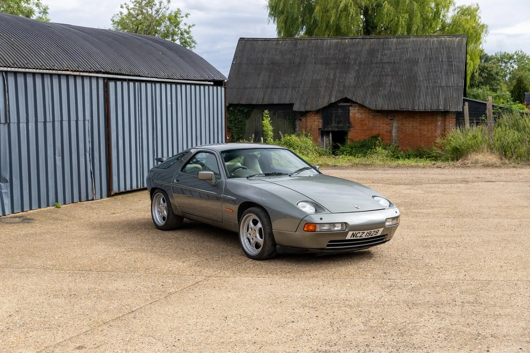 1988 Porsche 928 S4 - Image 4 of 30