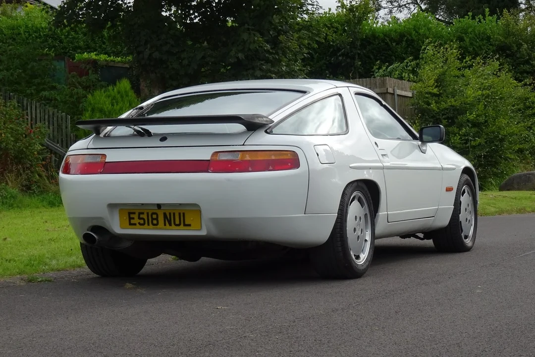 1988 Porsche 928 S4 - Image 2 of 30