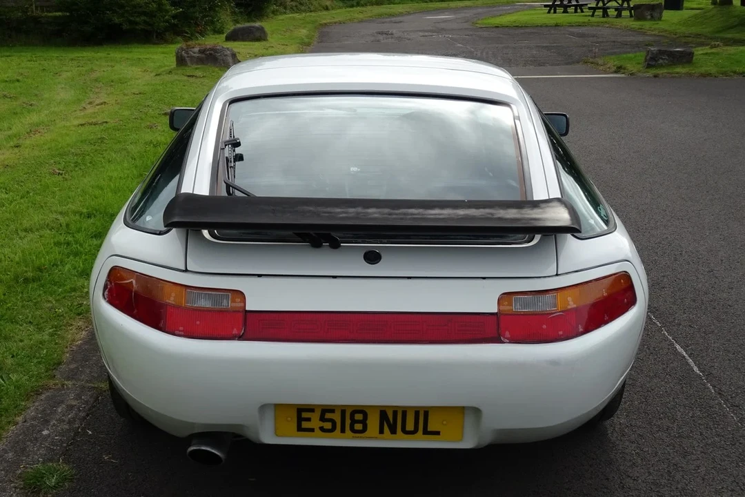 1988 Porsche 928 S4 - Image 20 of 30