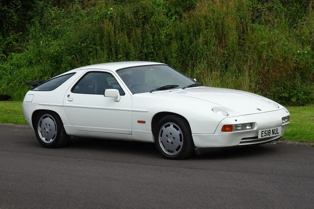 1988 Porsche 928 S4 - Image 24 of 30