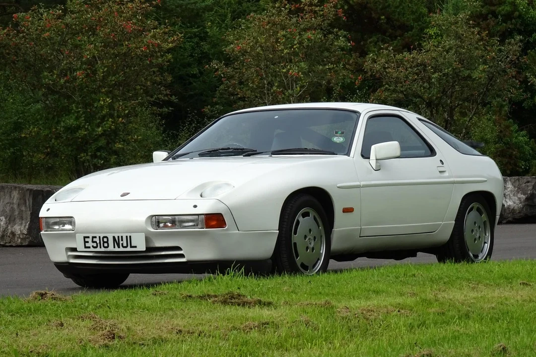 1988 Porsche 928 S4 - Image 4 of 30