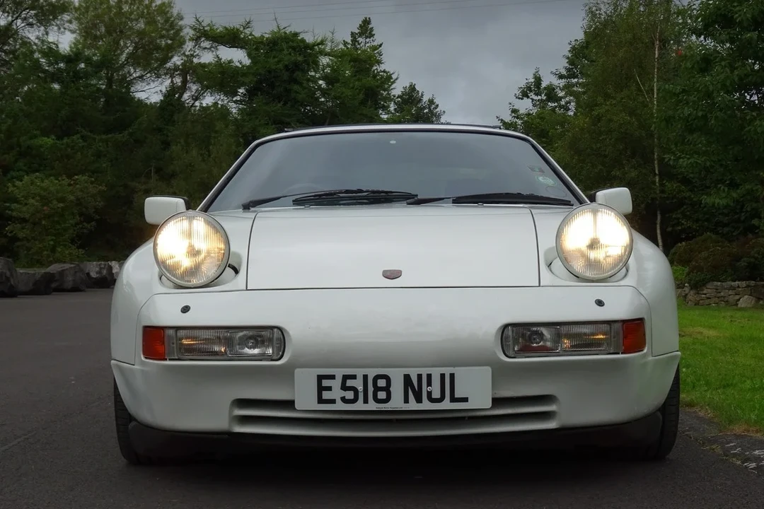 1988 Porsche 928 S4 - Image 8 of 30