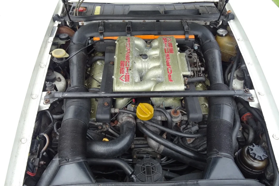 1988 Porsche 928 S4 - Image 9 of 30