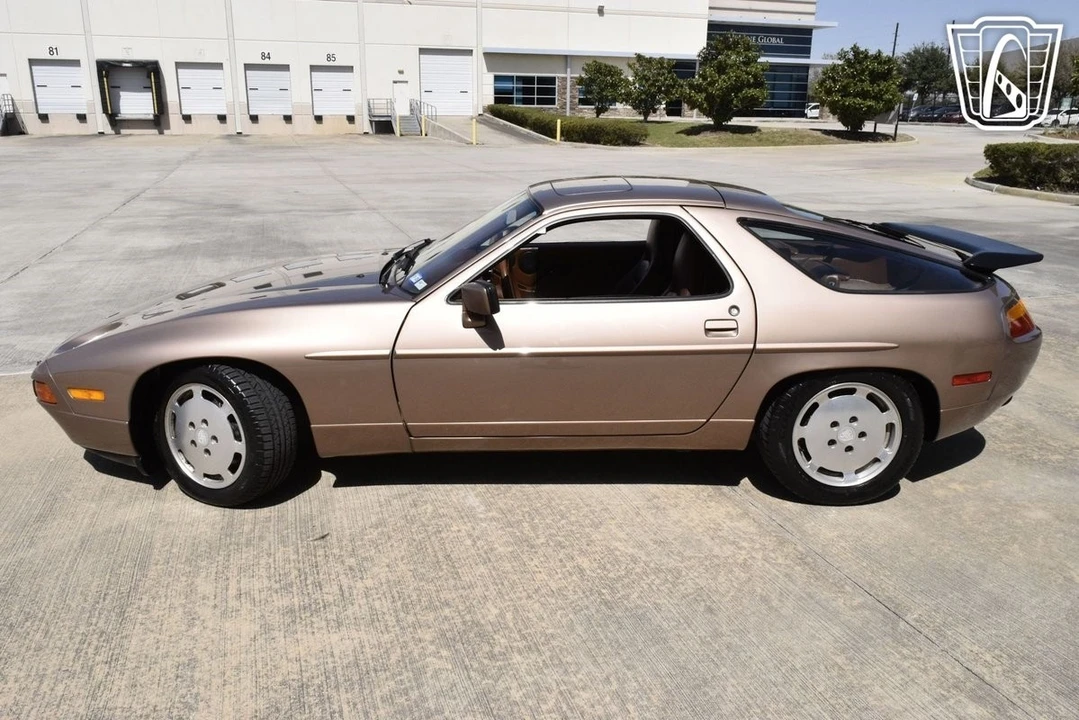 1988 Porsche 928 S4 - Image 5 of 12