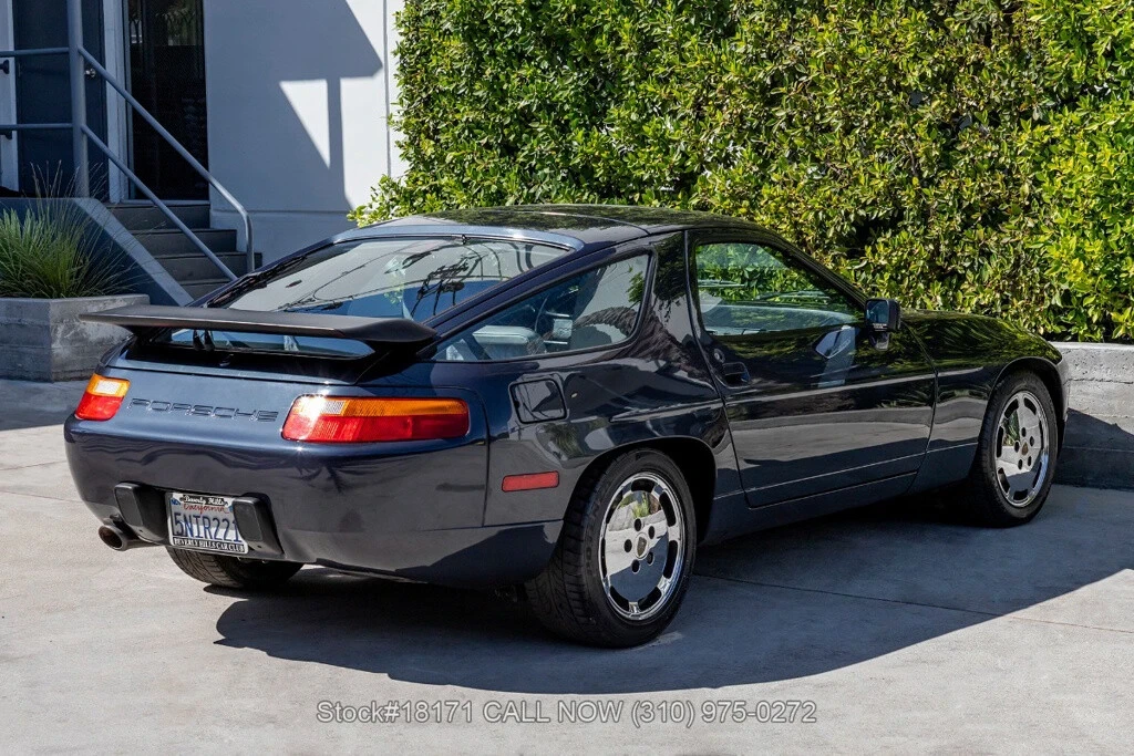 1988 Porsche 928 S4 - Image 7 of 12
