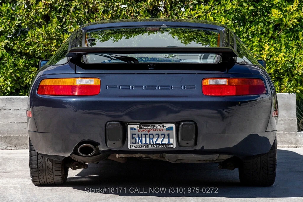 1988 Porsche 928 S4 - Image 9 of 12