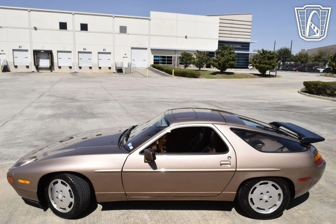 1988 Porsche 928 S4 - Image 4 of 12