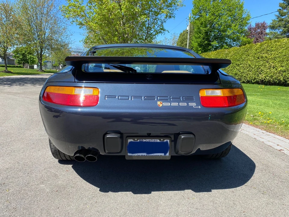 1988 Porsche 928 S4 - Image 8 of 11