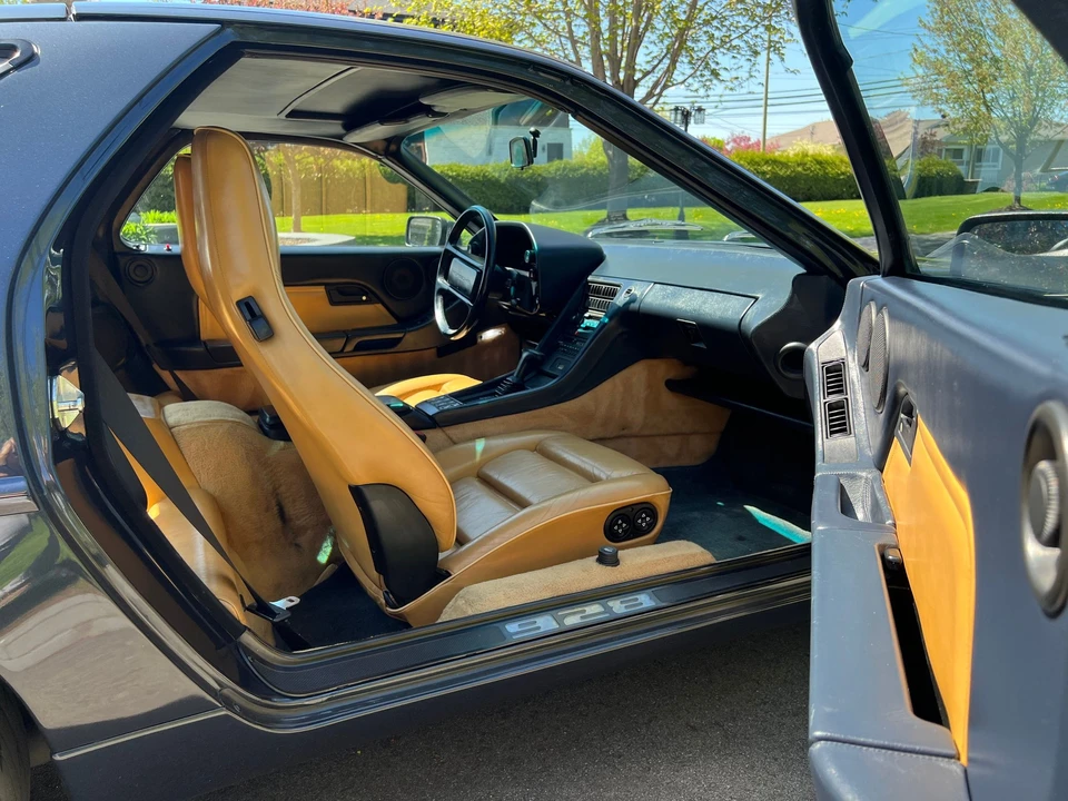 1988 Porsche 928 S4 - Image 6 of 11