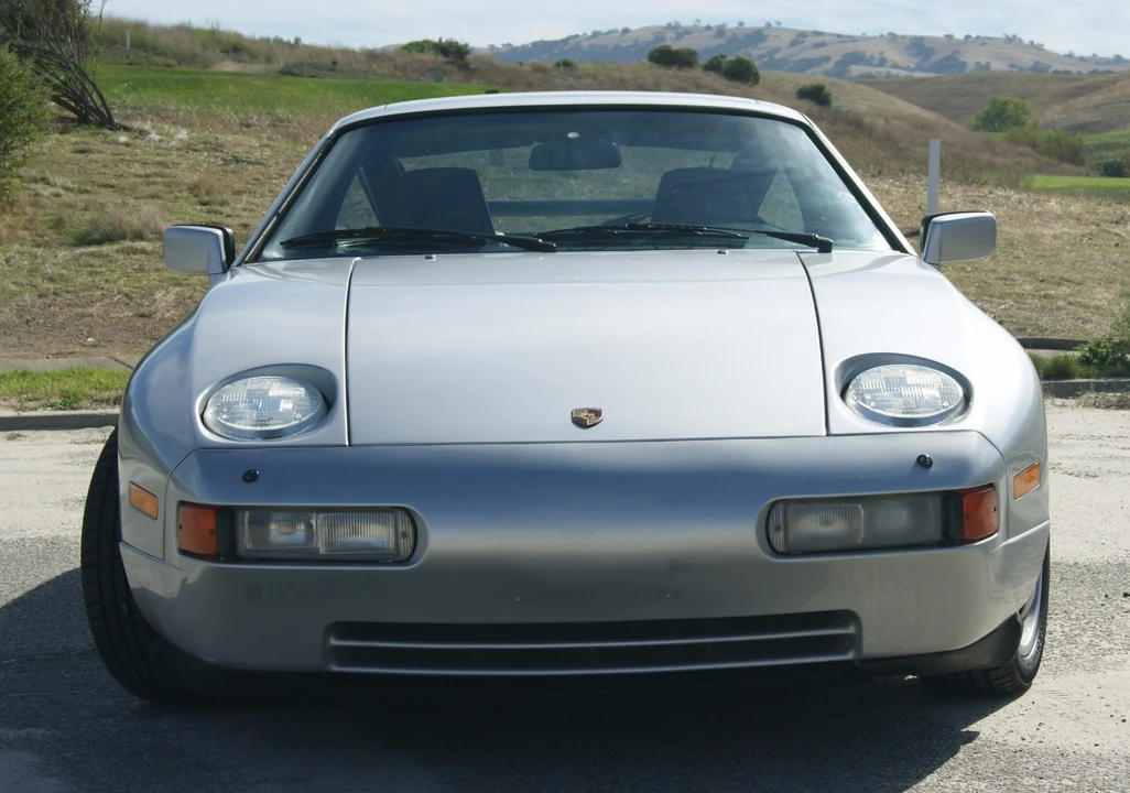 1988 Porsche 928 S4 - Image 6 of 31