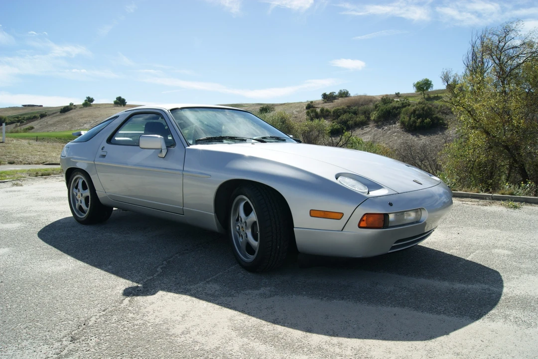 1988 Porsche 928 S4 - Image 3 of 31