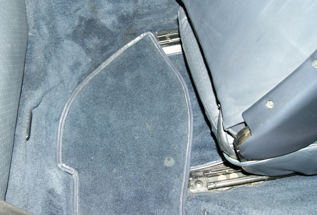 1988 Porsche 928 S4 - Image 28 of 31