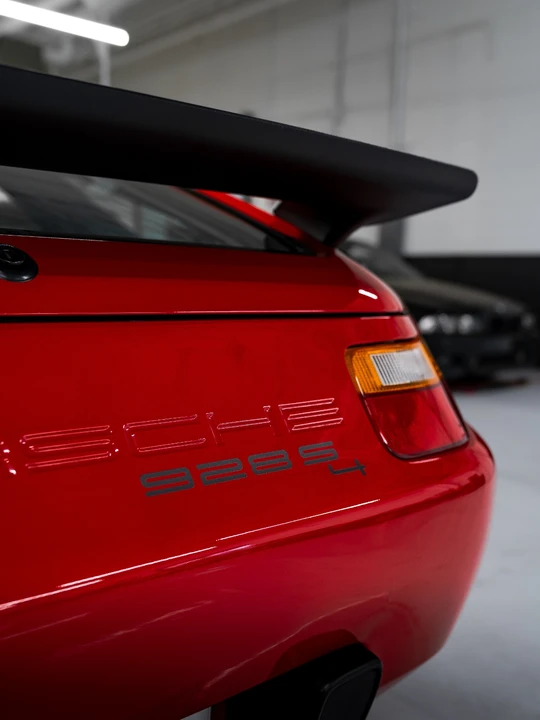 1988 Porsche 928 S4 - Image 15 of 31