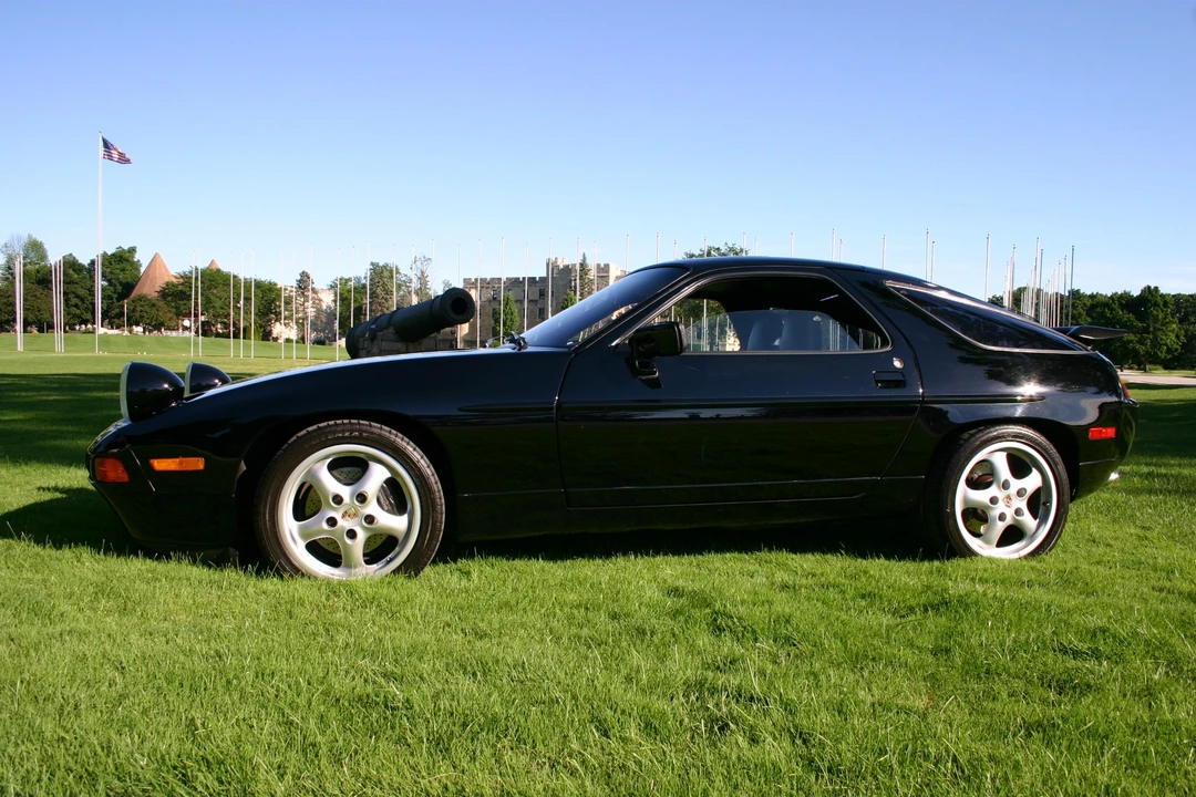 1988 Porsche 928 S4 - Image 23 of 31