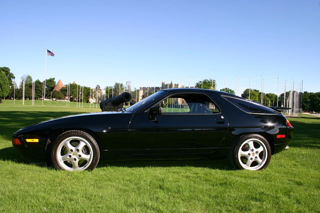 1988 Porsche 928 S4 - Image 21 of 31