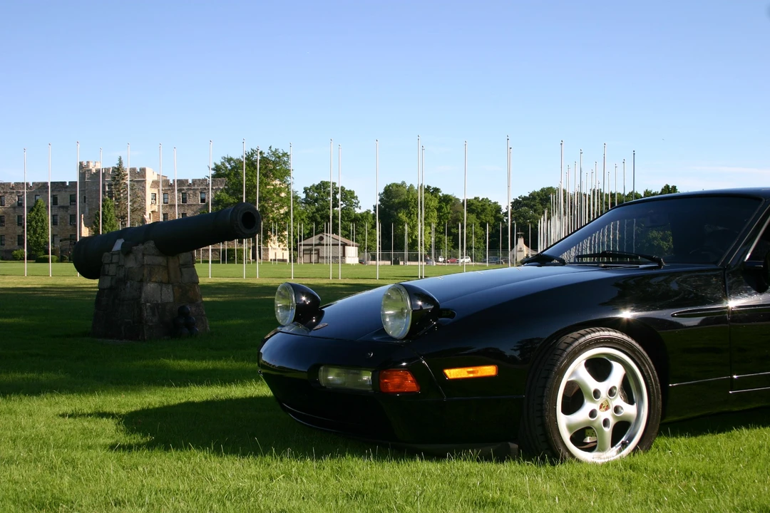 1988 Porsche 928 S4 - Image 29 of 31
