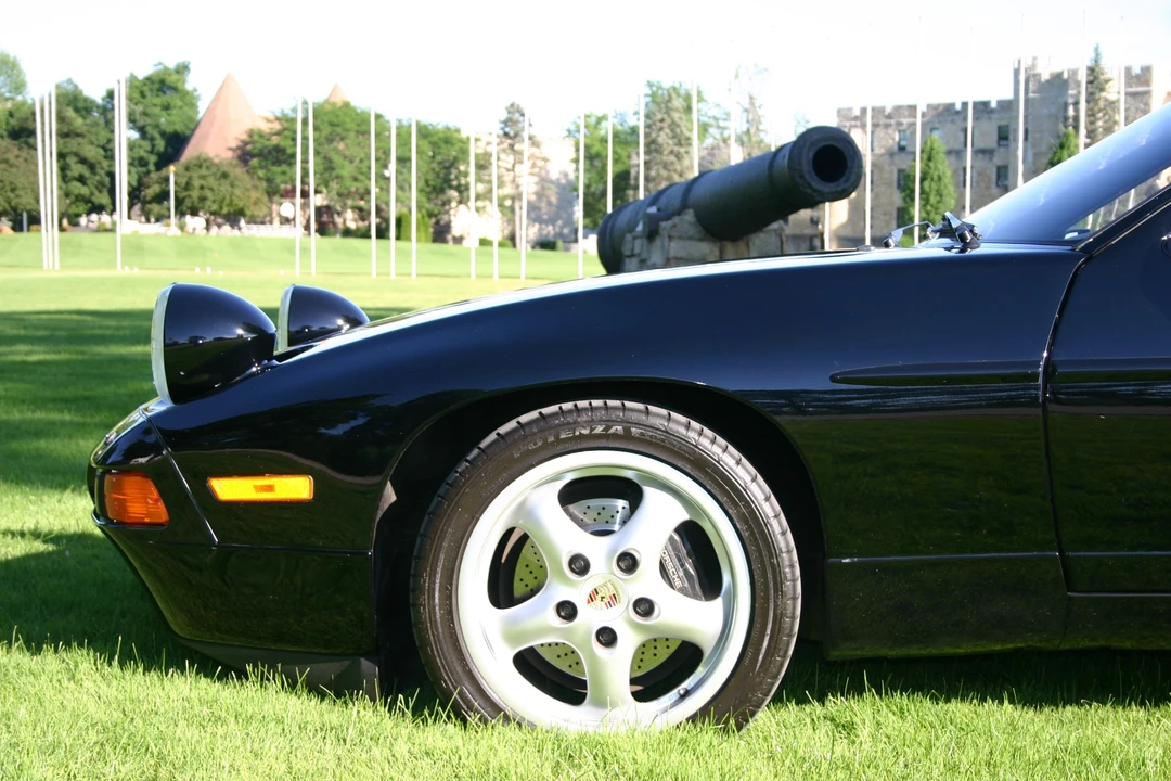 1988 Porsche 928 S4 - Image 27 of 31