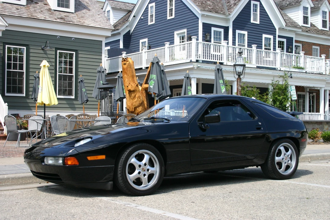 1988 Porsche 928 S4 - Image 17 of 31