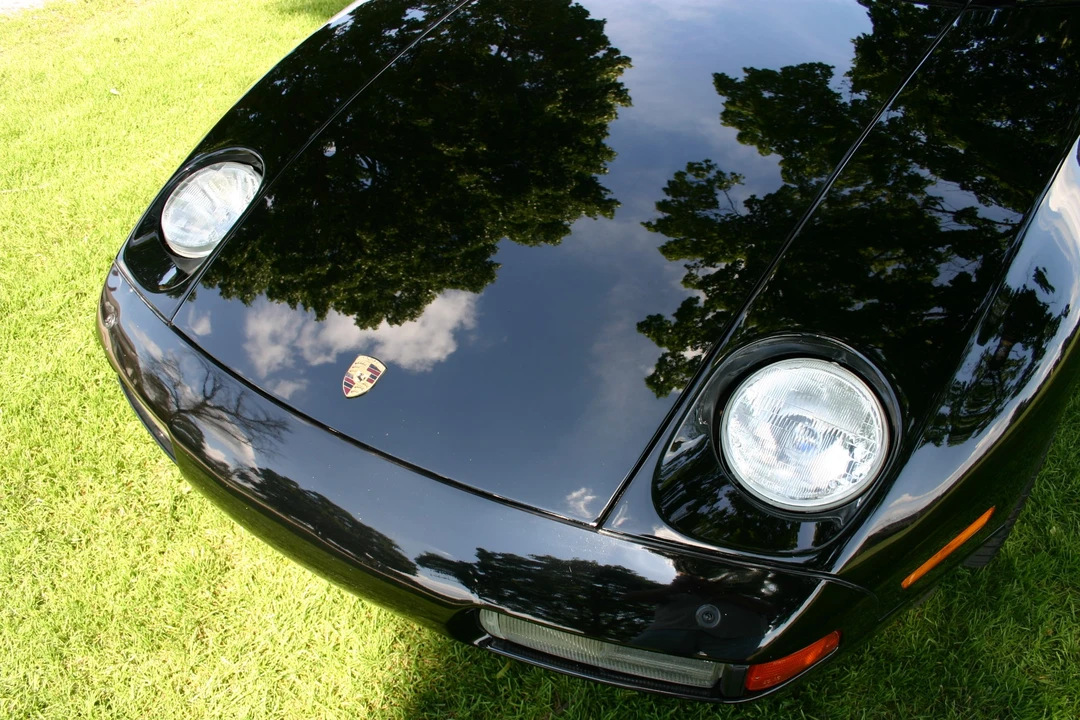 1988 Porsche 928 S4 - Image 18 of 31