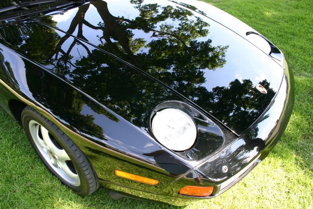 1988 Porsche 928 S4 - Image 7 of 31