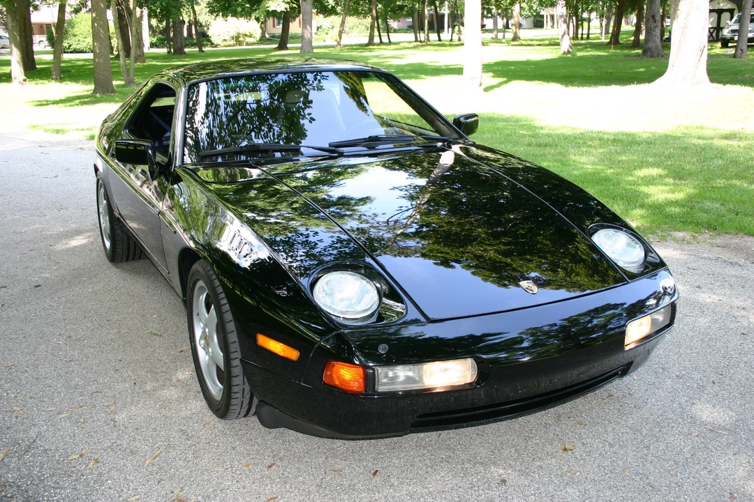 1988 Porsche 928 S4 - Image 5 of 31