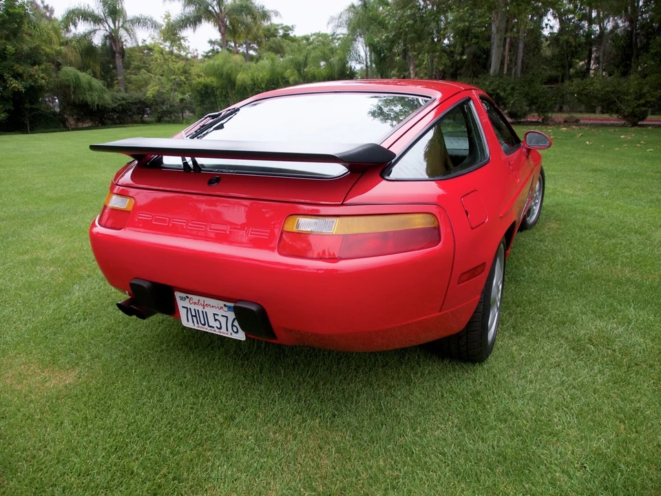 1988 Porsche 928 S4 - Image 18 of 31