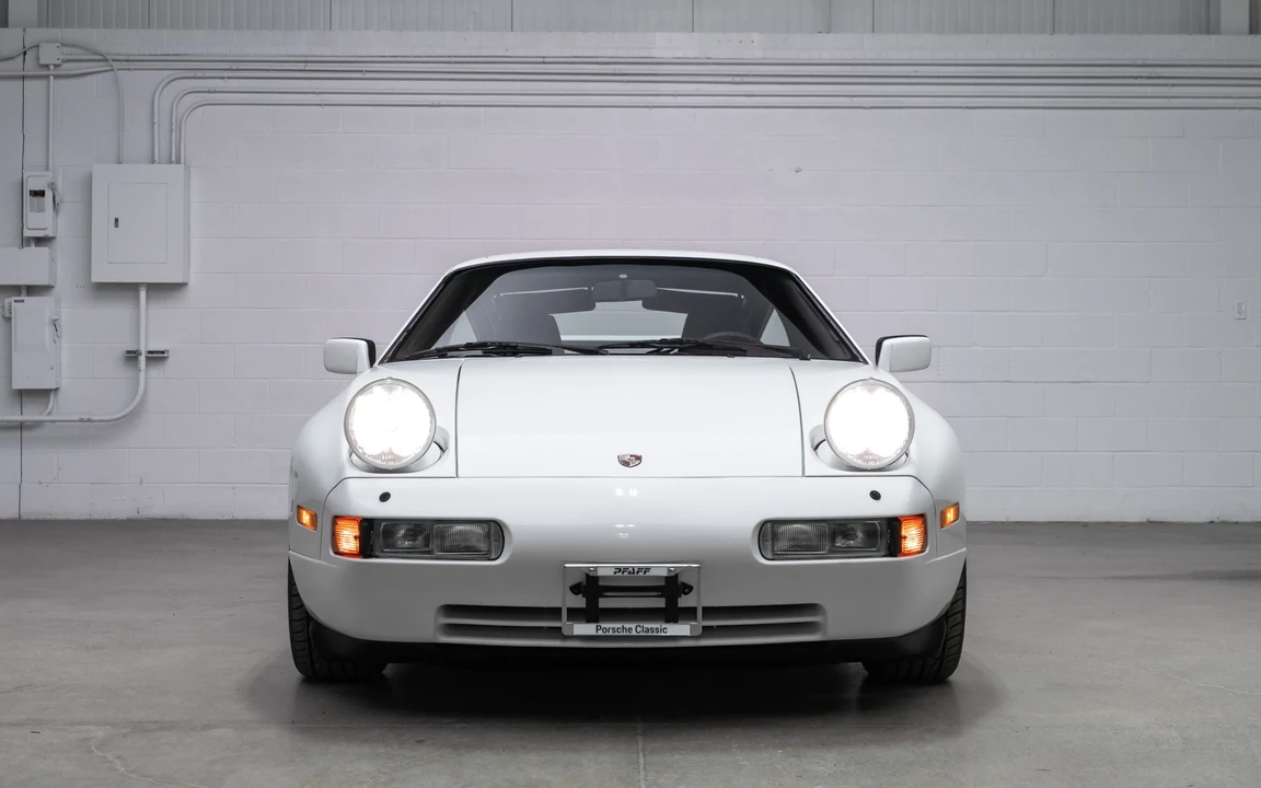 1988 Porsche 928 S4 - Image 14 of 31