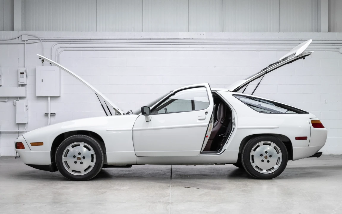 1988 Porsche 928 S4 - Image 21 of 31