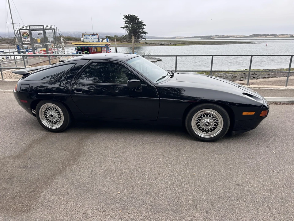 1988 Porsche 928 S4 - Image 8 of 31