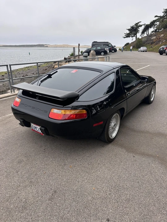 1988 Porsche 928 S4 - Image 14 of 31
