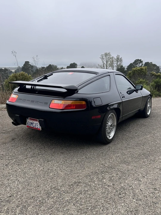 1988 Porsche 928 S4 - Image 13 of 31