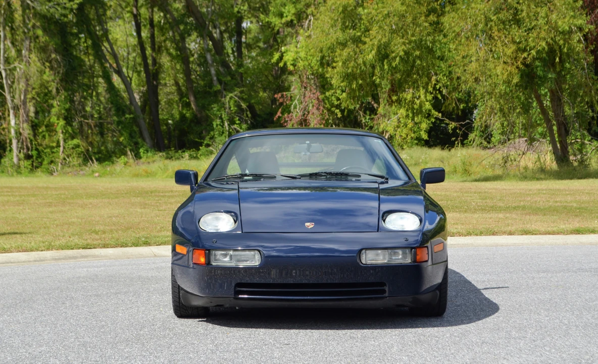 1988 Porsche 928 S4 - Image 16 of 31