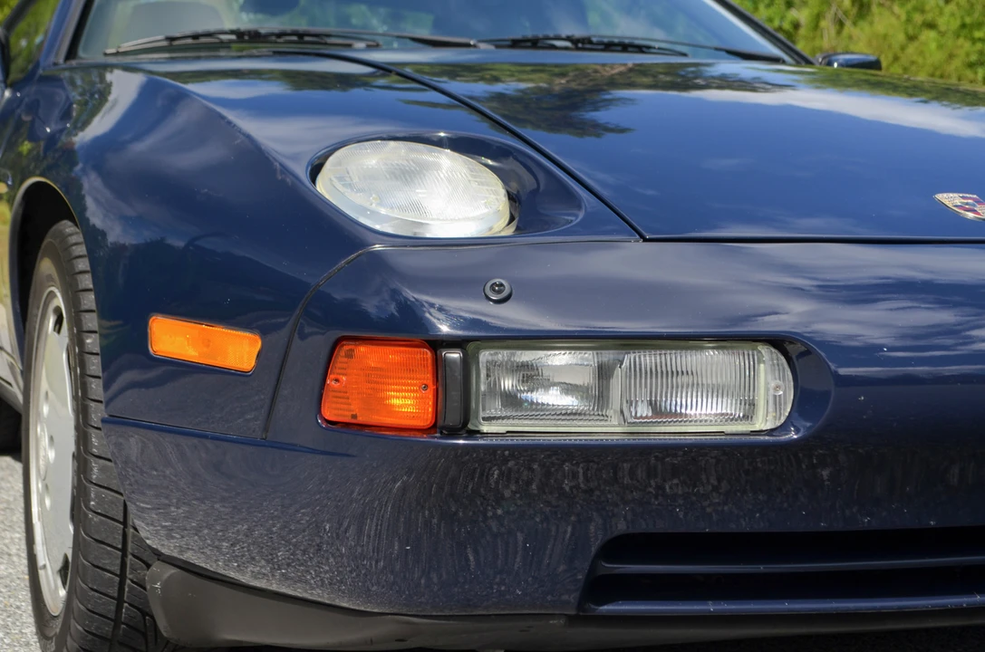 1988 Porsche 928 S4 - Image 19 of 31