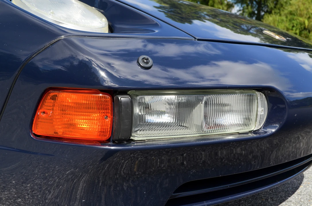1988 Porsche 928 S4 - Image 21 of 31