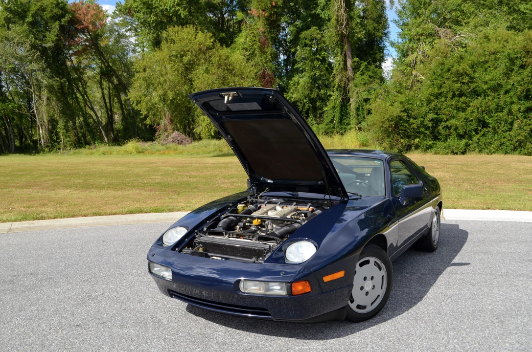 1988 Porsche 928 S4 - Image 18 of 31