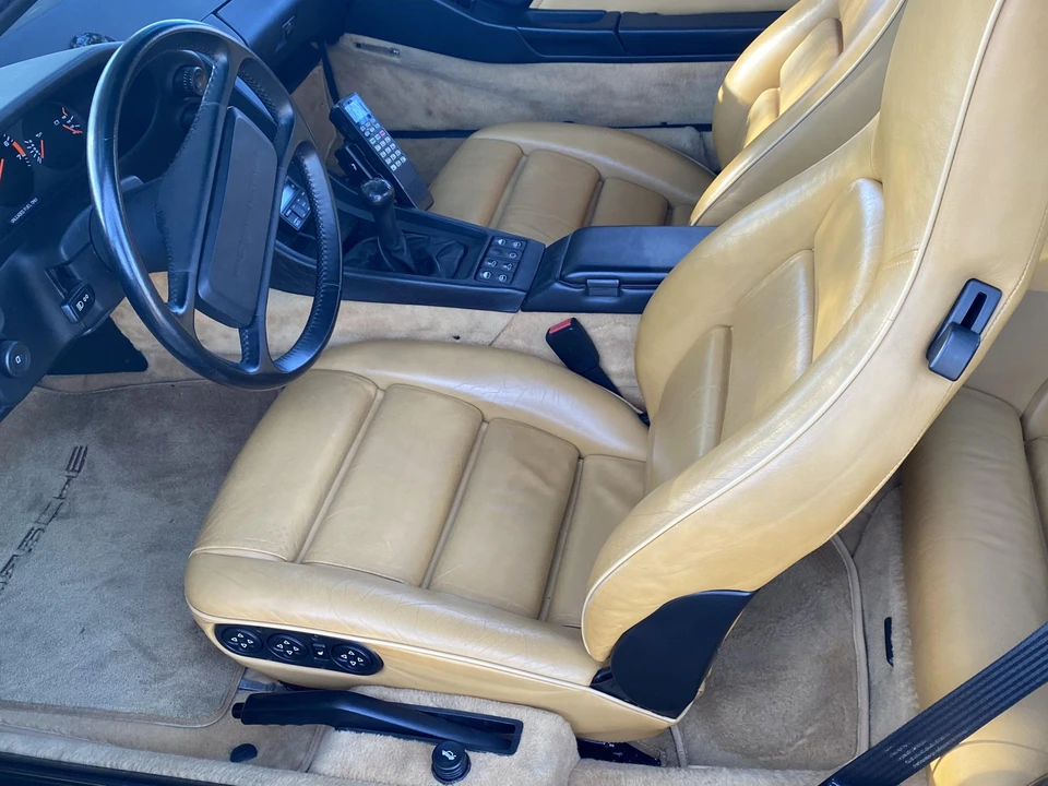 1988 Porsche 928 S4 - Image 28 of 31