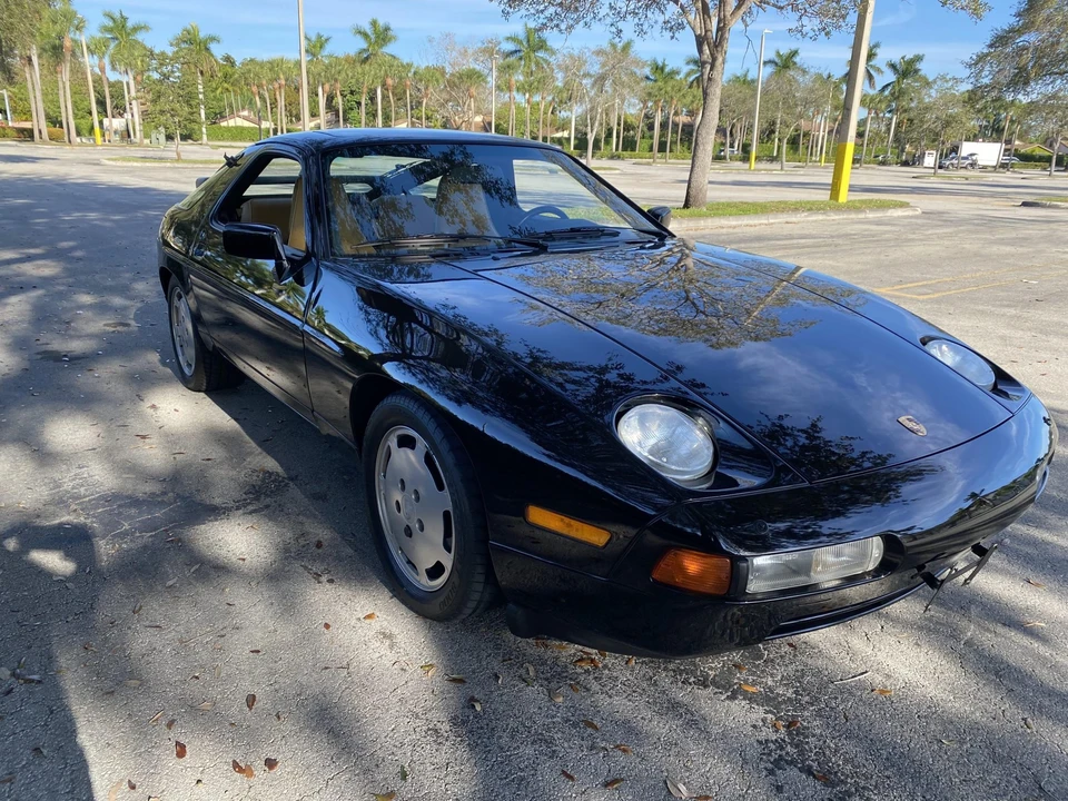 1988 Porsche 928 S4 - Image 8 of 31