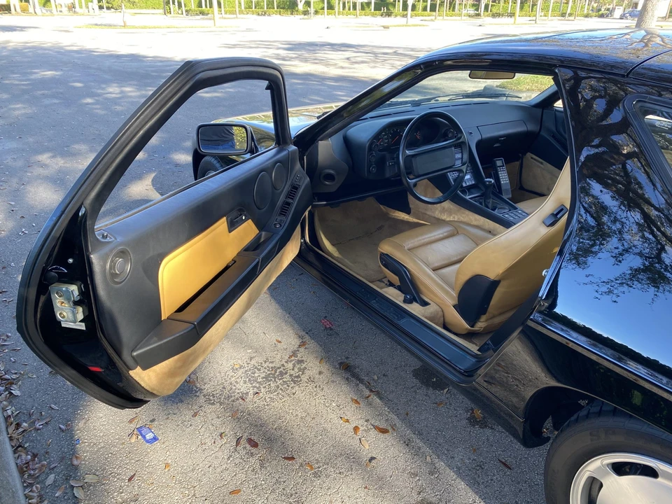 1988 Porsche 928 S4 - Image 25 of 31