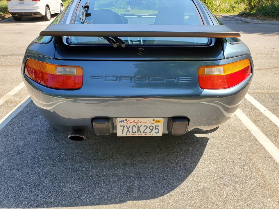 1988 Porsche 928 S4 - Image 19 of 31