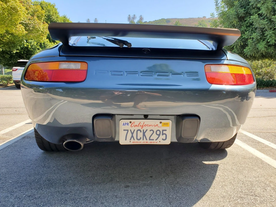 1988 Porsche 928 S4 - Image 18 of 31