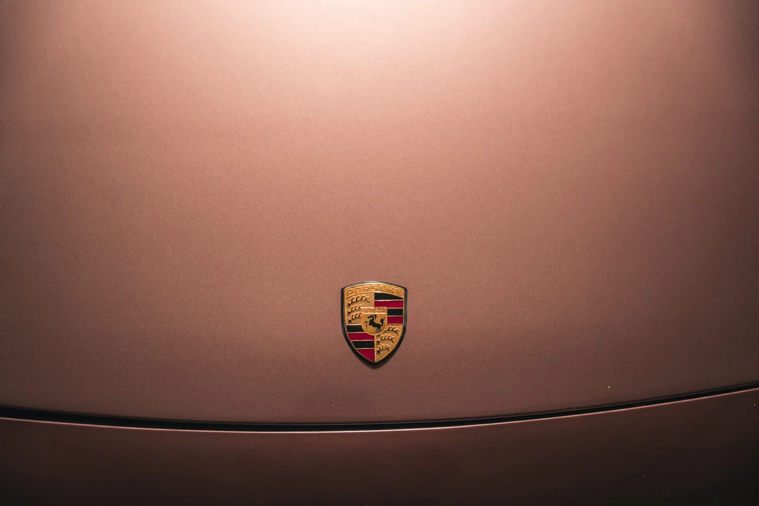 1988 Porsche 928 S4 - Image 16 of 31